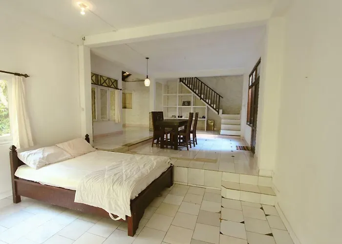 Guest house Tegal Pendet With River Views Ubud (Bali)